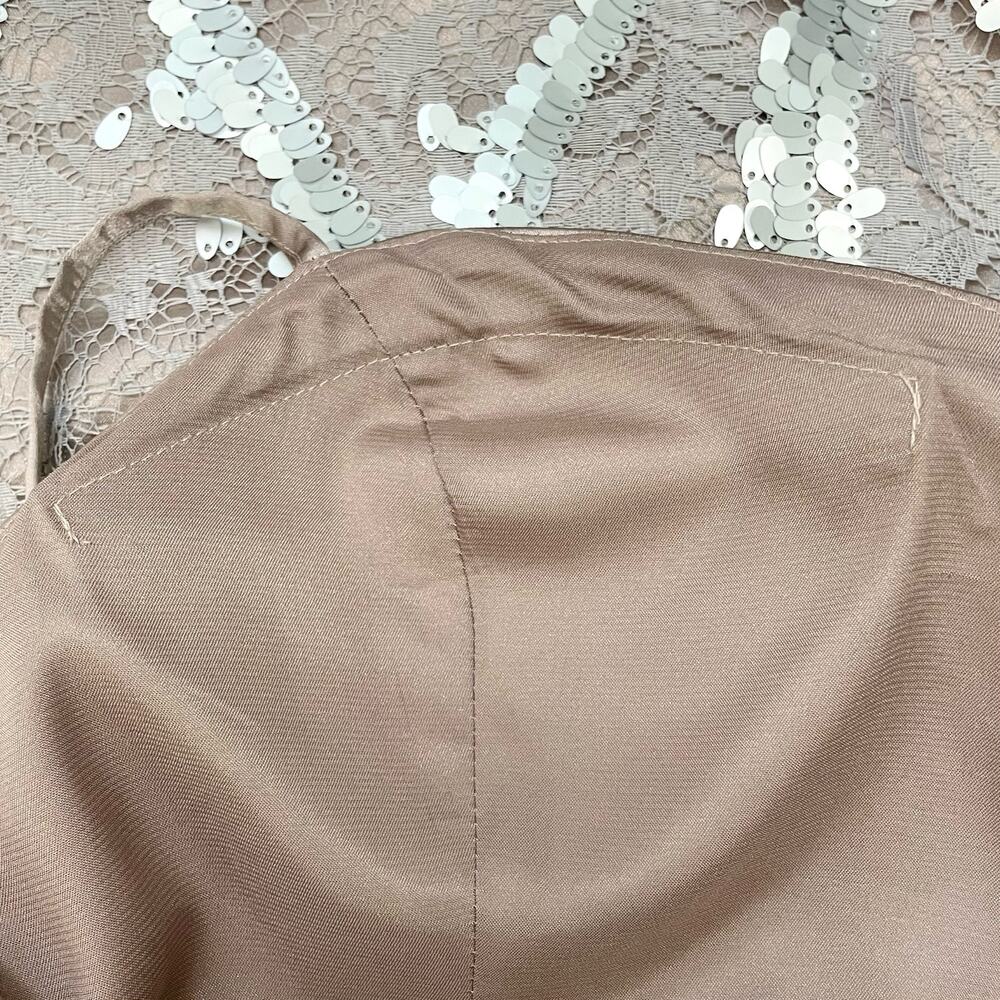 Adrianna Papell Silver Sequin Lace Sleeveless Peplum Sheath Pencil Dress SIZE 6 - Picture 5 of 10